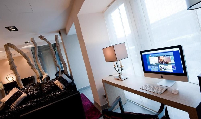 Imagen de los interiores del Hotel Best Western Plus Hotel Belfort Centre Gare. Foto 16