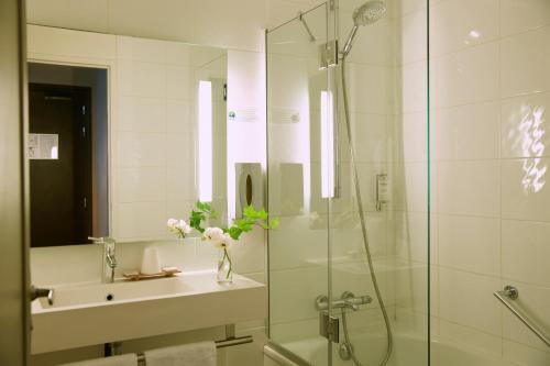 Imagen de la habitación del Hotel Best Western Plus Hotel d'Europe et d'Angleterre. Foto 8