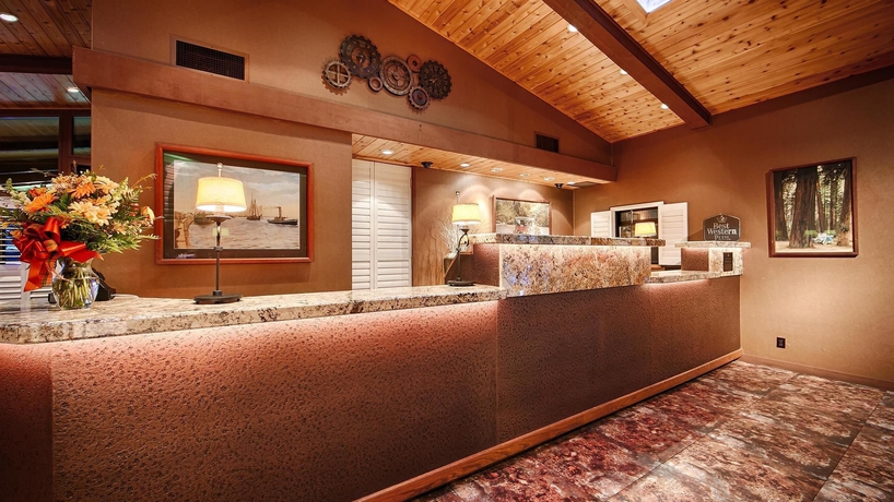 Imagen de los interiores del Hotel Best Western Plus Humboldt Bay. Foto 10