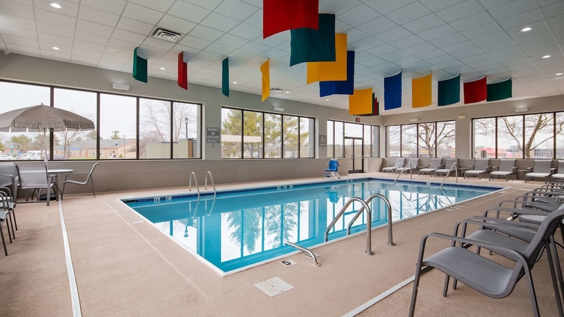 Imagen de la piscina del Hotel Best Western Plus Indianapolis NW Hotel. Foto 18