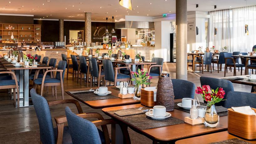 Imagen del bar/restaurante del Hotel Best Western Plus Io. Foto 5