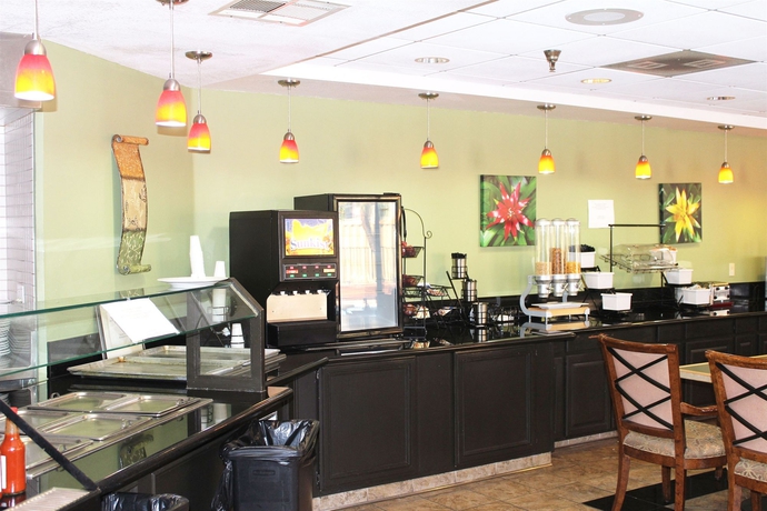 Imagen del bar/restaurante del Hotel Best Western Plus Irvine Spectrum Hotel. Foto 5