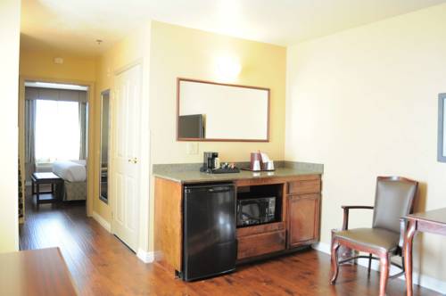 Imagen de la habitación del Hotel Best Western Plus John Jay Inn and Suites. Foto 3