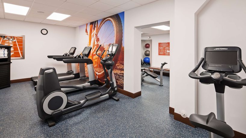 Imagen de los interiores del Hotel Best Western Plus Kansas City Sports Complex. Foto 20