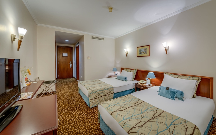 Imagen de la habitación del Hotel Best Western Plus Khan. Foto 4