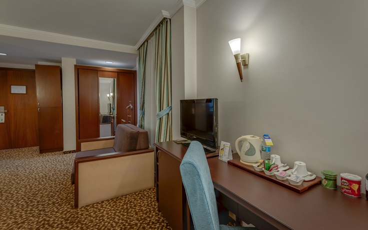 Imagen de la habitación del Hotel Best Western Plus Khan. Foto 8