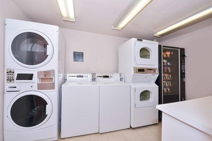 Imagen de los interiores del Hotel Best Western Plus King's Inn and Suites. Foto 14