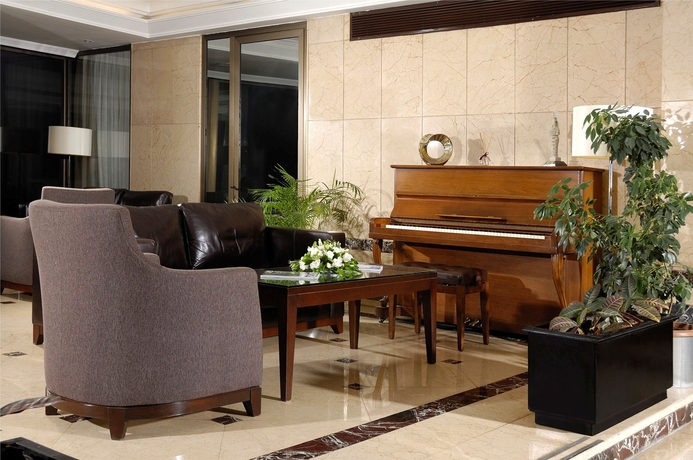 Imagen de los interiores del Hotel Best Western Plus Konak. Foto 7