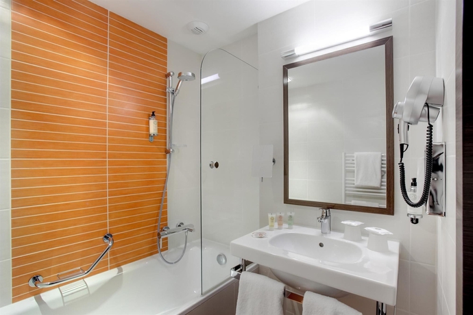 Imagen de la habitación del Hotel Best Western Plus La Joliette. Foto 5