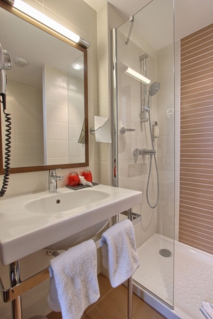 Imagen de la habitación del Hotel Best Western Plus La Joliette. Foto 10