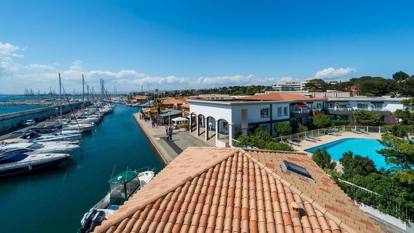 Imagen de los exteriores del Hotel Best Western Plus La Marina. Foto 9