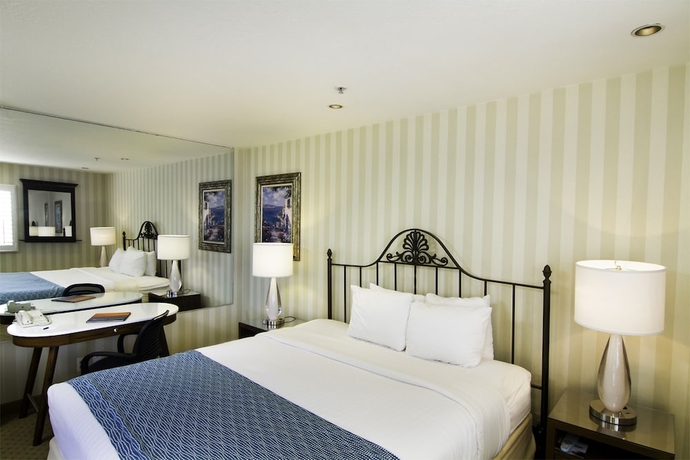 Imagen de la habitación del Hotel Best Western Plus Laguna Brisas Spa Hotel. Foto 5