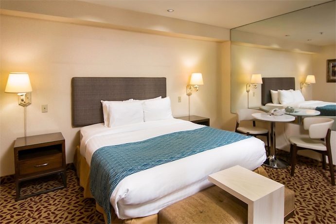 Imagen de la habitación del Hotel Best Western Plus Laguna Brisas Spa Hotel. Foto 9