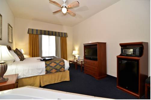 Imagen de la habitación del Hotel Best Western Plus Lake Dallas Inn & Suites. Foto 8