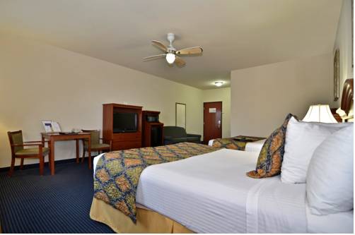 Imagen de la habitación del Hotel Best Western Plus Lake Dallas Inn & Suites. Foto 15