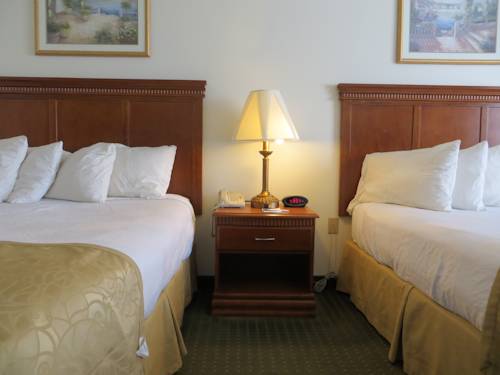 Imagen de la habitación del Hotel Best Western Plus Lake Elsinore Inn and Suites. Foto 5