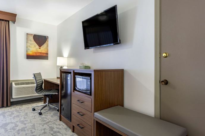 Imagen de la habitación del Hotel Best Western Plus Lake Front. Foto 14