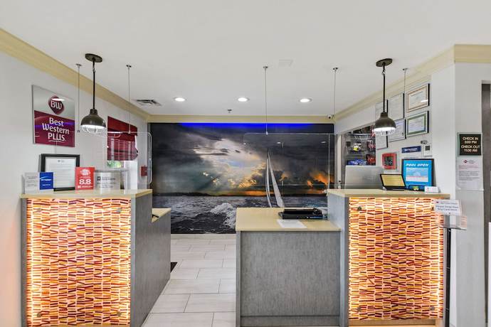 Imagen de los interiores del Hotel Best Western Plus Lake Lanier/gainesville and Suites. Foto 12