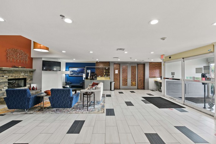Imagen de los interiores del Hotel Best Western Plus Lake Lanier/gainesville and Suites. Foto 16