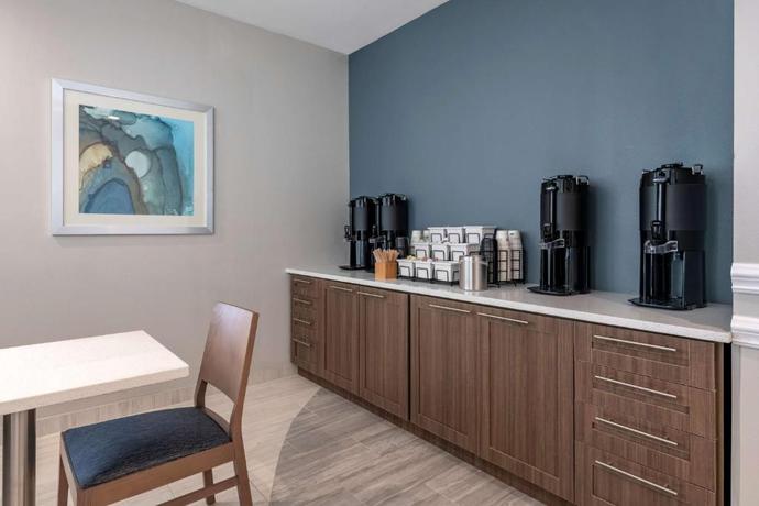 Imagen de la habitación del Hotel Best Western Plus Lakeland. Foto 7