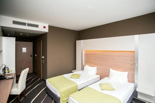 Imagen de la habitación del Hotel Best Western Plus Lakeside. Foto 5