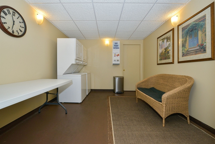 Imagen de los interiores del Hotel Best Western Plus Landing View Inn & Suites. Foto 12