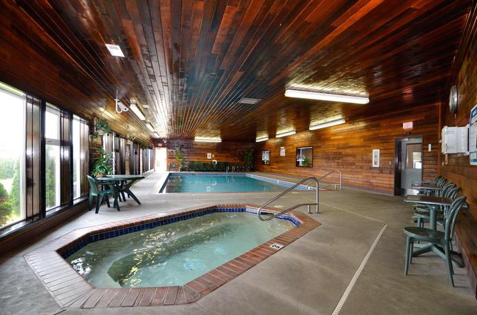 Imagen de la piscina del Hotel Best Western Plus Landmark Inn, Lincoln City. Foto 13