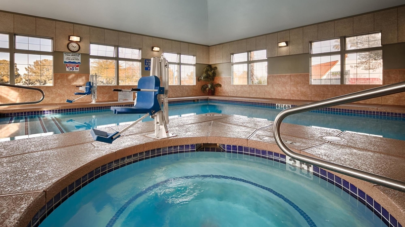 Imagen de la piscina del Hotel Best Western Plus Las Vegas West. Foto 13