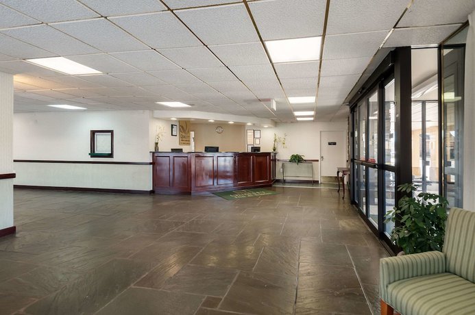 Imagen de los interiores del Hotel Best Western Plus Laurel. Foto 17