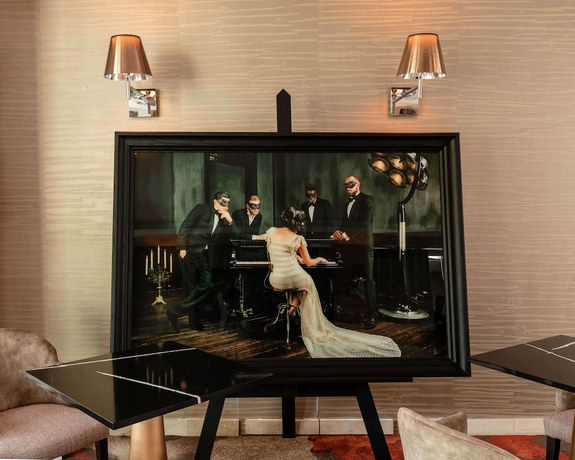 Imagen de los interiores del Hotel Best Western Plus Le Lavarin. Foto 19