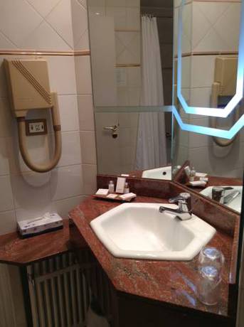 Imagen de la habitación del Hotel Best Western Plus Le Picardy. Foto 3