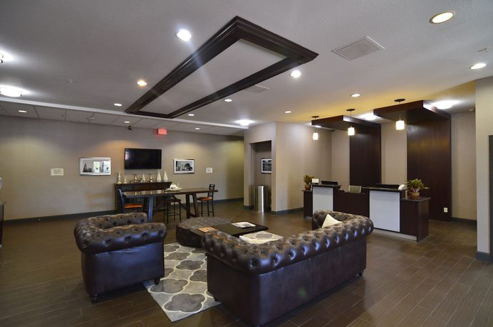 Imagen de los interiores del Hotel Best Western Plus Lee's Summit and Suites. Foto 16