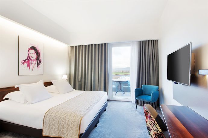 Imagen de la habitación del Hotel Best Western Plus Les Humanistes. Foto 12