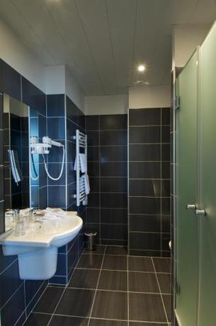 Imagen de la habitación del Hotel Best Western Plus Les Terrasses De Brehat. Foto 8