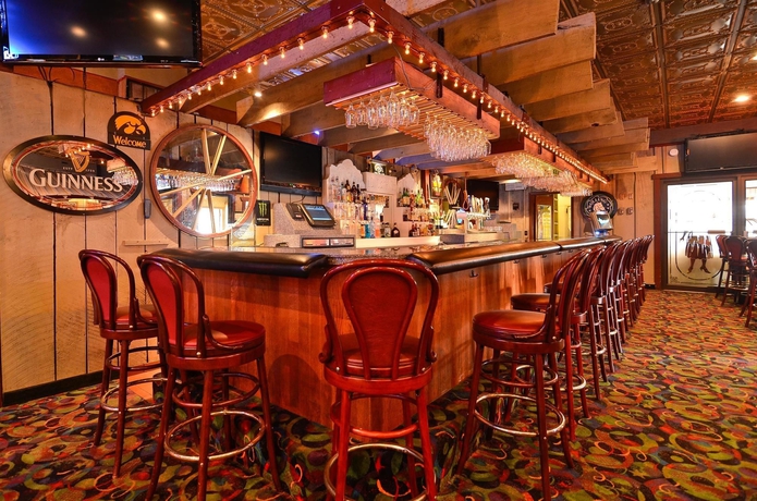 Imagen del bar/restaurante del Hotel Best Western Plus Longbranch and Convention Center. Foto 5