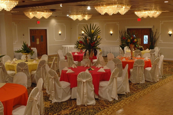 Imagen de los interiores del Hotel Best Western Plus Longbranch and Convention Center. Foto 16