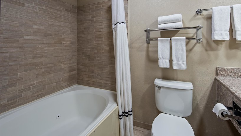 Imagen de la habitación del Hotel Best Western Plus Lubbock Windsor Inn. Foto 11
