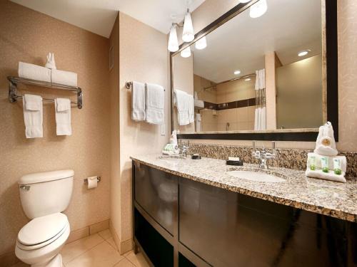 Imagen de la habitación del Hotel Best Western Plus Marina Gateway. Foto 8