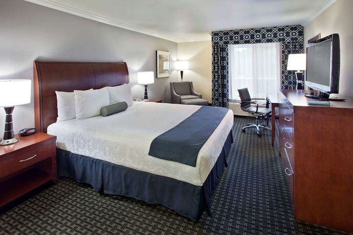 Imagen de la habitación del Hotel Best Western Plus Marina Shores. Foto 5