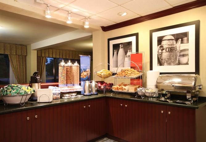 Imagen del bar/restaurante del Hotel Best Western Plus Meadowlands. Foto 3