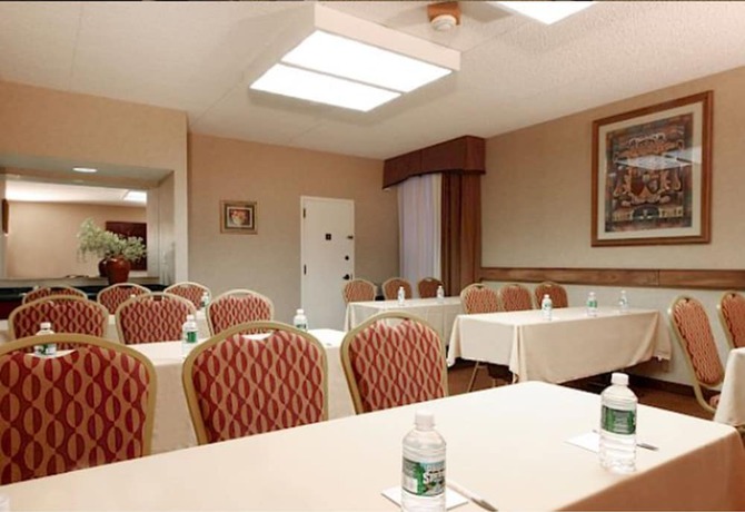 Imagen de los interiores del Hotel Best Western Plus Meadowlands. Foto 15