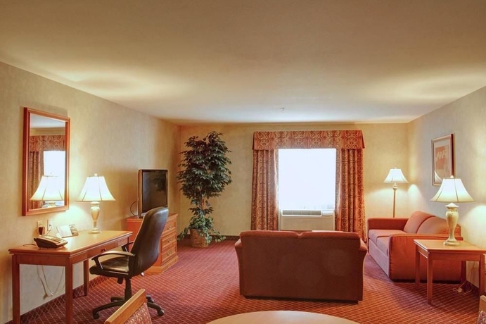 Imagen de la habitación del Hotel Best Western Plus Media Center Inn and Suites. Foto 8