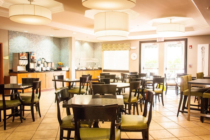 Imagen del bar/restaurante del Hotel Best Western Plus Miami-doral/dolphin Mall, Doral. Foto 1