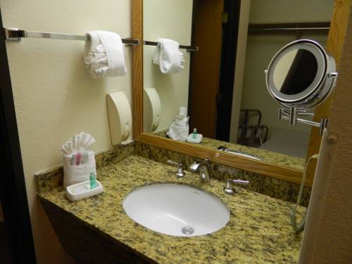 Imagen de la habitación del Hotel Best Western Plus Mill Creek Inn. Foto 4
