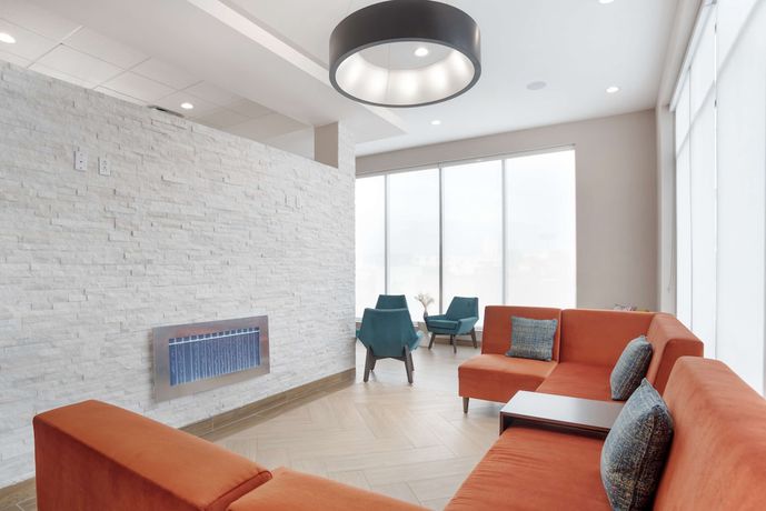 Imagen de los interiores del Hotel Best Western Plus Mobile Inn and Suites. Foto 18
