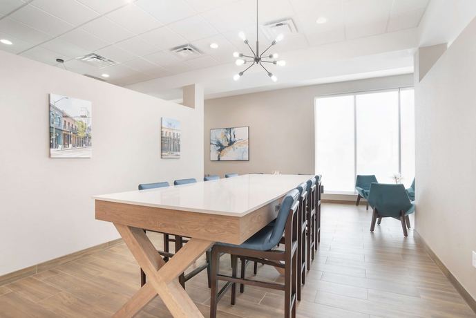 Imagen de los interiores del Hotel Best Western Plus Mobile Inn and Suites. Foto 19