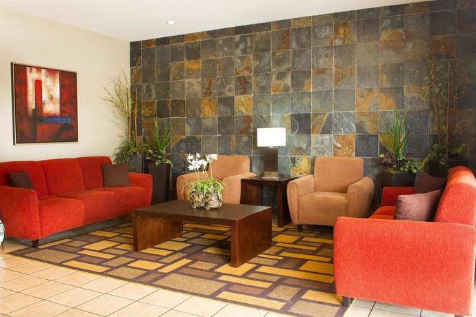 Imagen de los interiores del Hotel Best Western Plus Monterrey Airport. Foto 11
