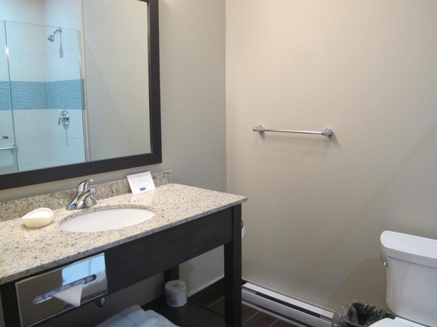 Imagen de la habitación del Hotel Best Western Plus Montreal. Foto 9