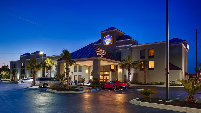 Imagen de los exteriores del Hotel Best Western Plus Myrtle Beach @ Intracoastal. Foto 5