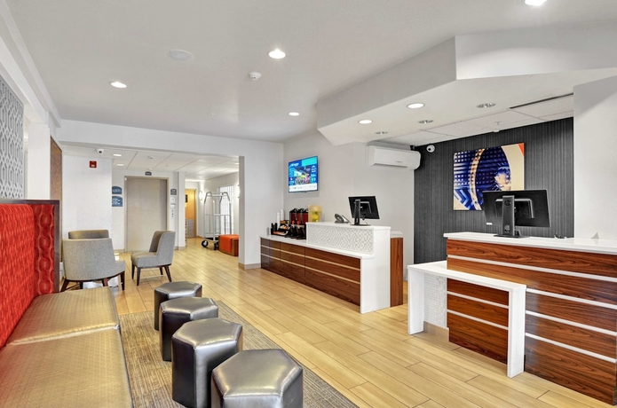Imagen de los interiores del Hotel Best Western Plus Navigator Inn & Suites. Foto 16